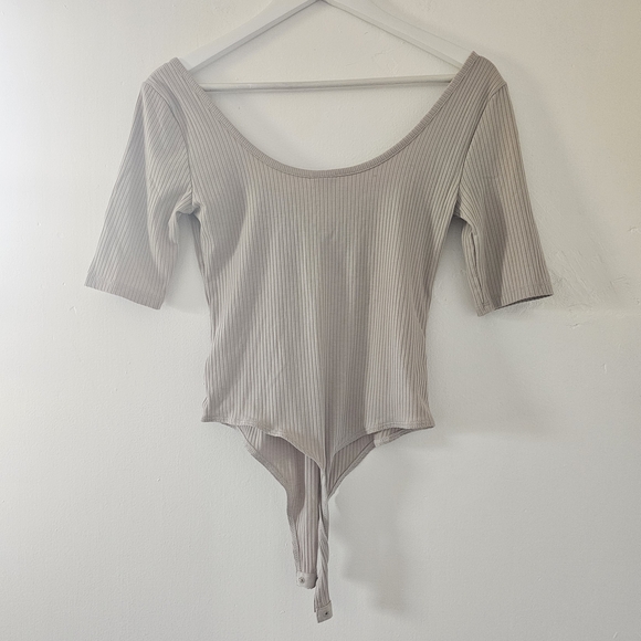 H&M Ribbed V-Neck Bodysuit - Taupe - Picture 3 of 6